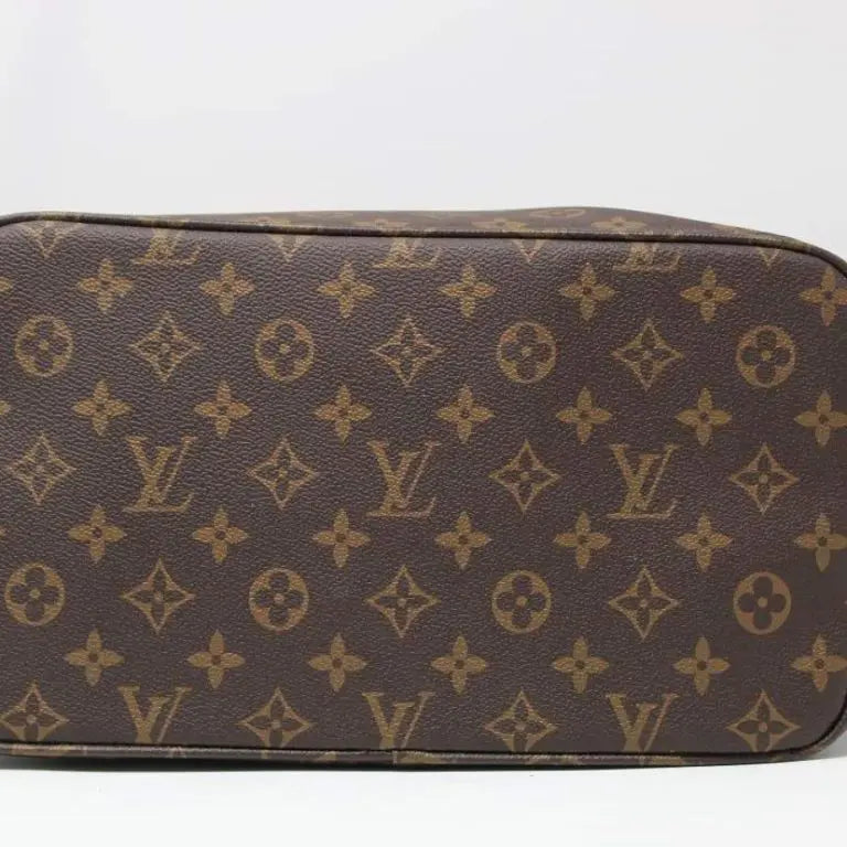 Louis Vuitton Neverfull Monogram Tote With Wallet