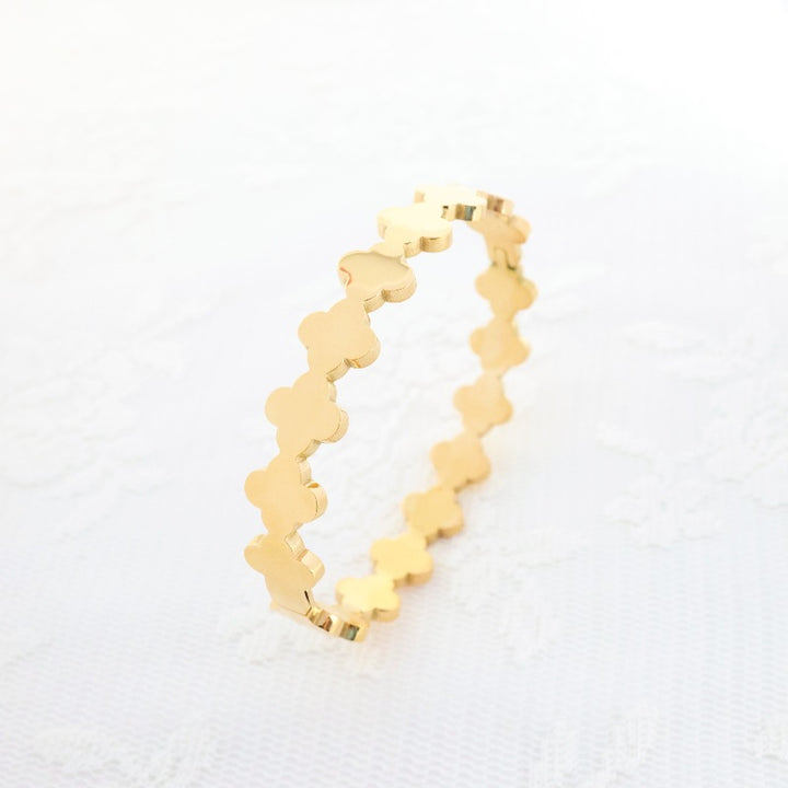 Set of 10 Gold Plated Clover Bracelets