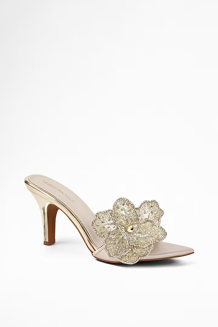 Metallic Gold Finish Anti-Slippery Rubber Floral Embroidered Heels