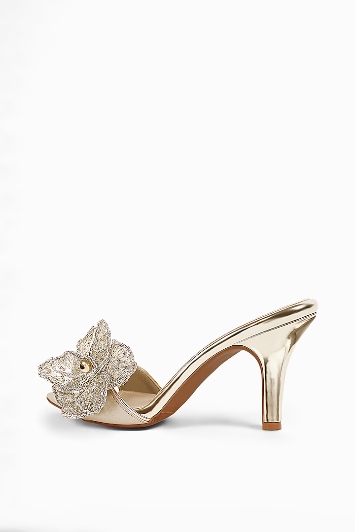 Metallic Gold Finish Anti-Slippery Rubber Floral Embroidered Heels