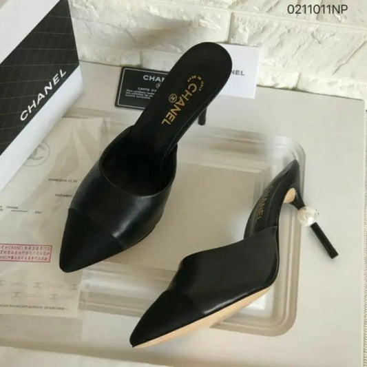 CHANEL PEARL BLACK SLIP ON HEEL