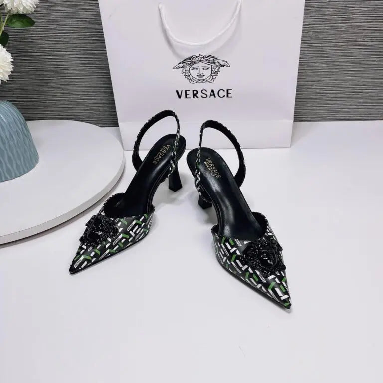 Versace Zapatos Monogram Slingback Pump Heel