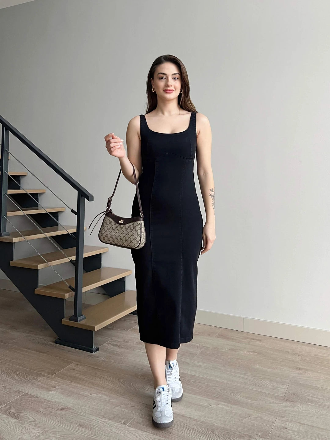 Noir Curve Maxi Dress