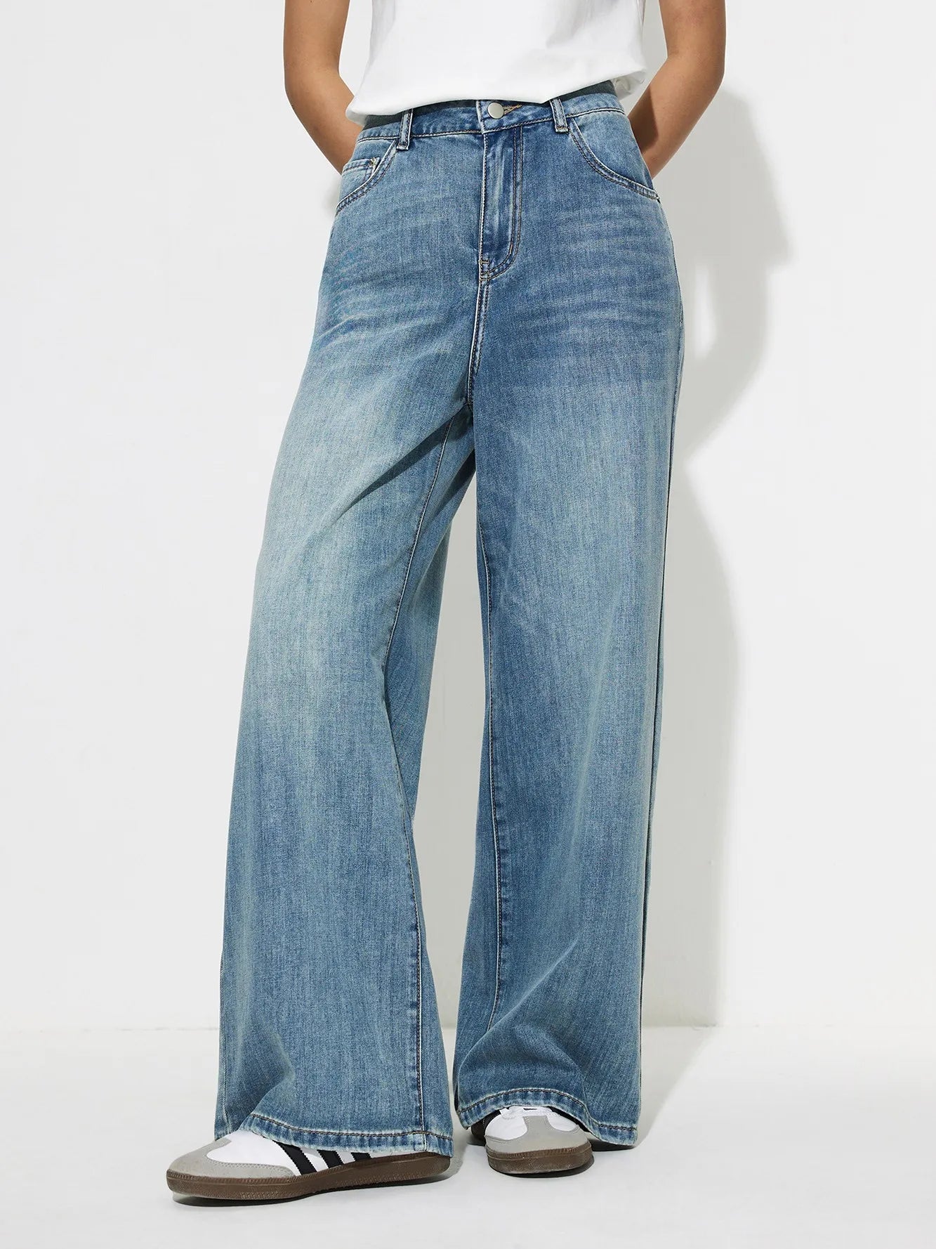 Wide Leg Jeans