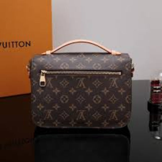 Louis Vuilton  Handbag