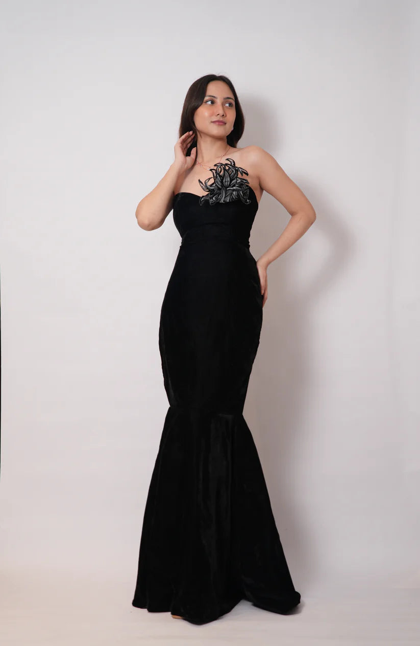 BLACK MERMAID GOWN