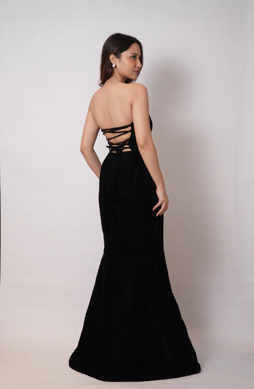 BLACK MERMAID GOWN